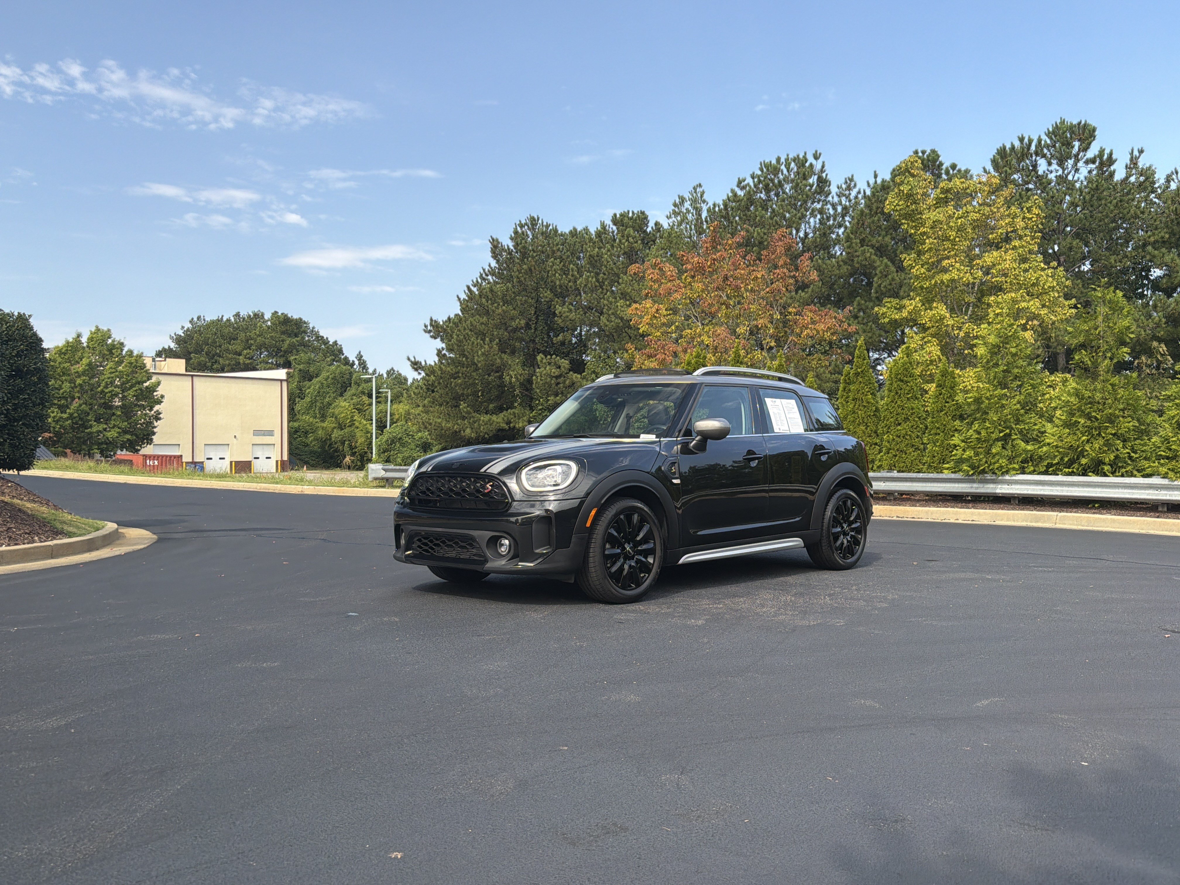 Used 2024 MINI Cooper Countryman S w/ Premium Package FWD image 13