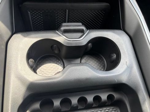 New 2026 RAM 1500 4x4 Crew Cab image 22