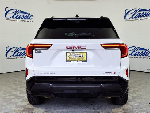 New 2026 GMC Terrain AT4 w/ Convenience Package III image 23