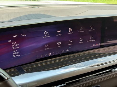 Certified 2025 Cadillac Escalade Premium Luxury w/ Touring Package AWD/4WD image 35