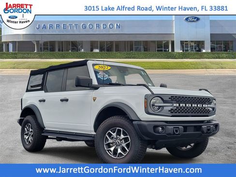 Used 2022 Ford Bronco Badlands image 1