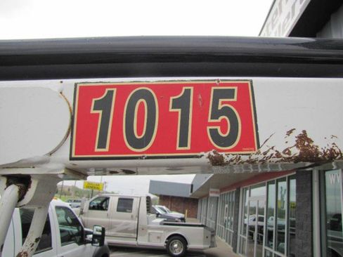 Used 2012 Ford F550 2WD Crew Cab Super Duty w/ Payload Upgrade Pkg image 21