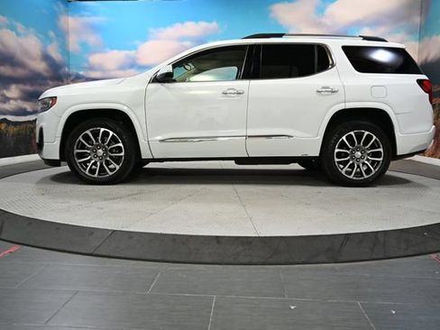 Used 2023 GMC Acadia Denali AWD/4WD image 5