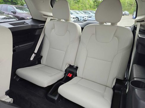 Used 2023 Volvo XC90 B6 Plus w/ Protection Package AWD/4WD image 18
