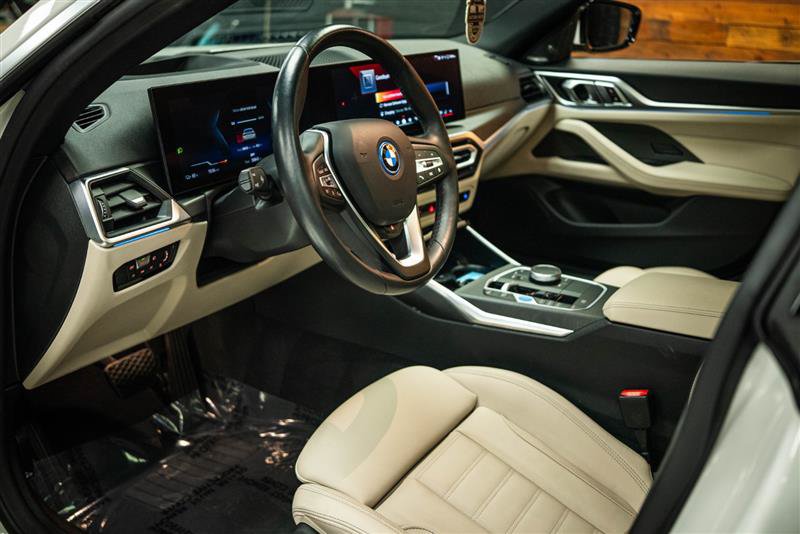 Used 2024 BMW i4 eDrive35 w/ Premium Package RWD image 9