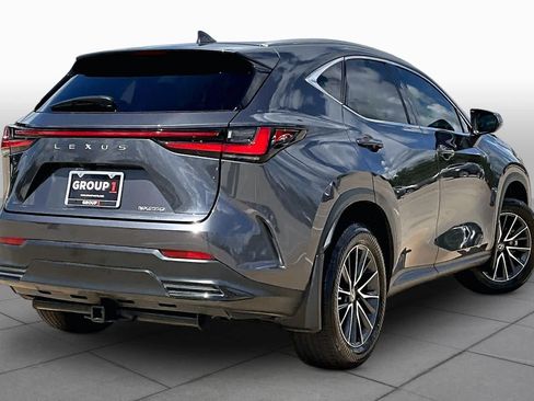 Used 2025 Lexus NX 250 FWD w/ Accessory Package (2T) image 13