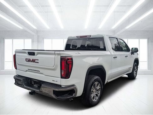 Used 2025 GMC Sierra 1500 SLT AWD/4WD image 3