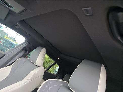 New 2026 BMW X2 xDrive28i w/ Technology Package image 9