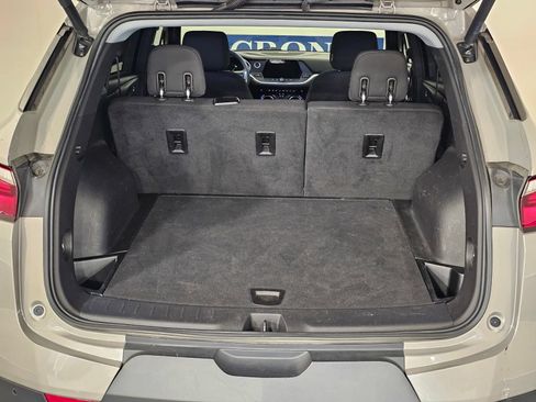 Used 2021 Chevrolet Blazer LT FWD image 21