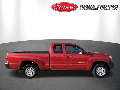 Used 2014 Toyota Tacoma 2WD Access Cab w/ Convenience Package image 1