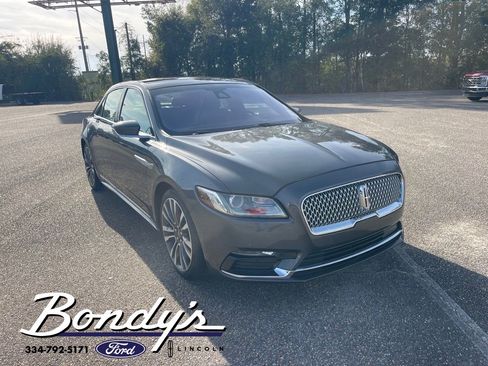 Used 2019 Lincoln Continental Reserve image 2