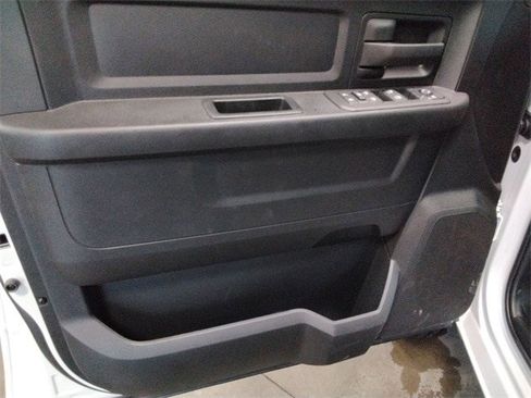 New 2025 RAM 3500 Tradesman w/ Chrome Appearance Group image 24