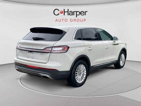 Used 2019 Lincoln Nautilus FWD image 3