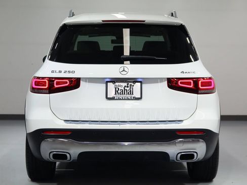 Certified 2023 Mercedes-Benz GLB 250 4MATIC image 3