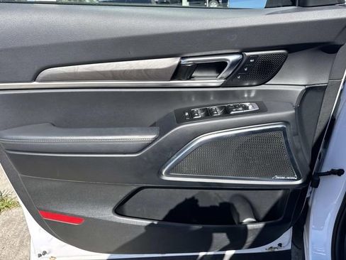 Used 2024 Kia Telluride SX Prestige X-Pro image 16