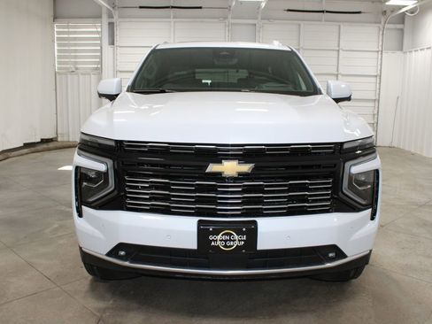 New 2026 Chevrolet Tahoe High Country image 3