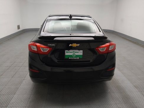 Used 2017 Chevrolet Cruze LS image 6