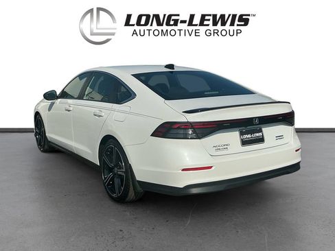 Used 2024 Honda Accord Sport image 4