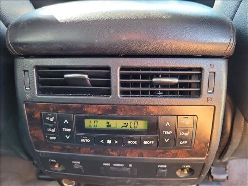 Used 2013 Toyota Land Cruiser AWD/4WD image 13