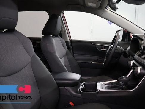 Certified 2025 Toyota RAV4 XLE AWD/4WD image 25