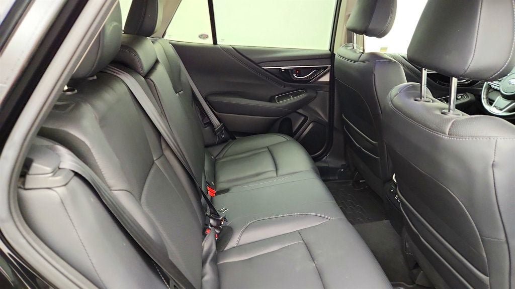 Used 2023 Subaru Outback Touring AWD/4WD image 23