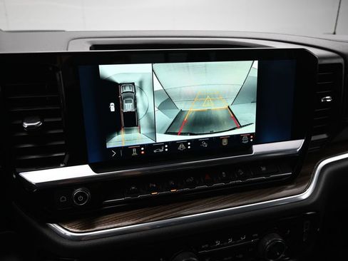 Used 2024 Chevrolet Silverado 1500 LT Trail Boss w/ LT Trail Boss Premium Package image 15