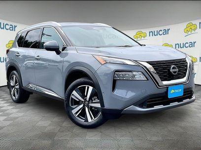 Used 2023 Nissan Rogue SL w/ SL Premium Package