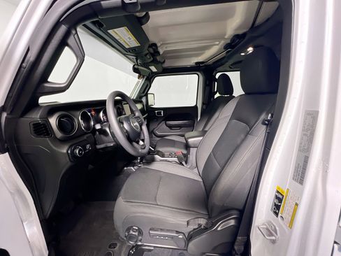 Used 2023 Jeep Wrangler Sport S image 14