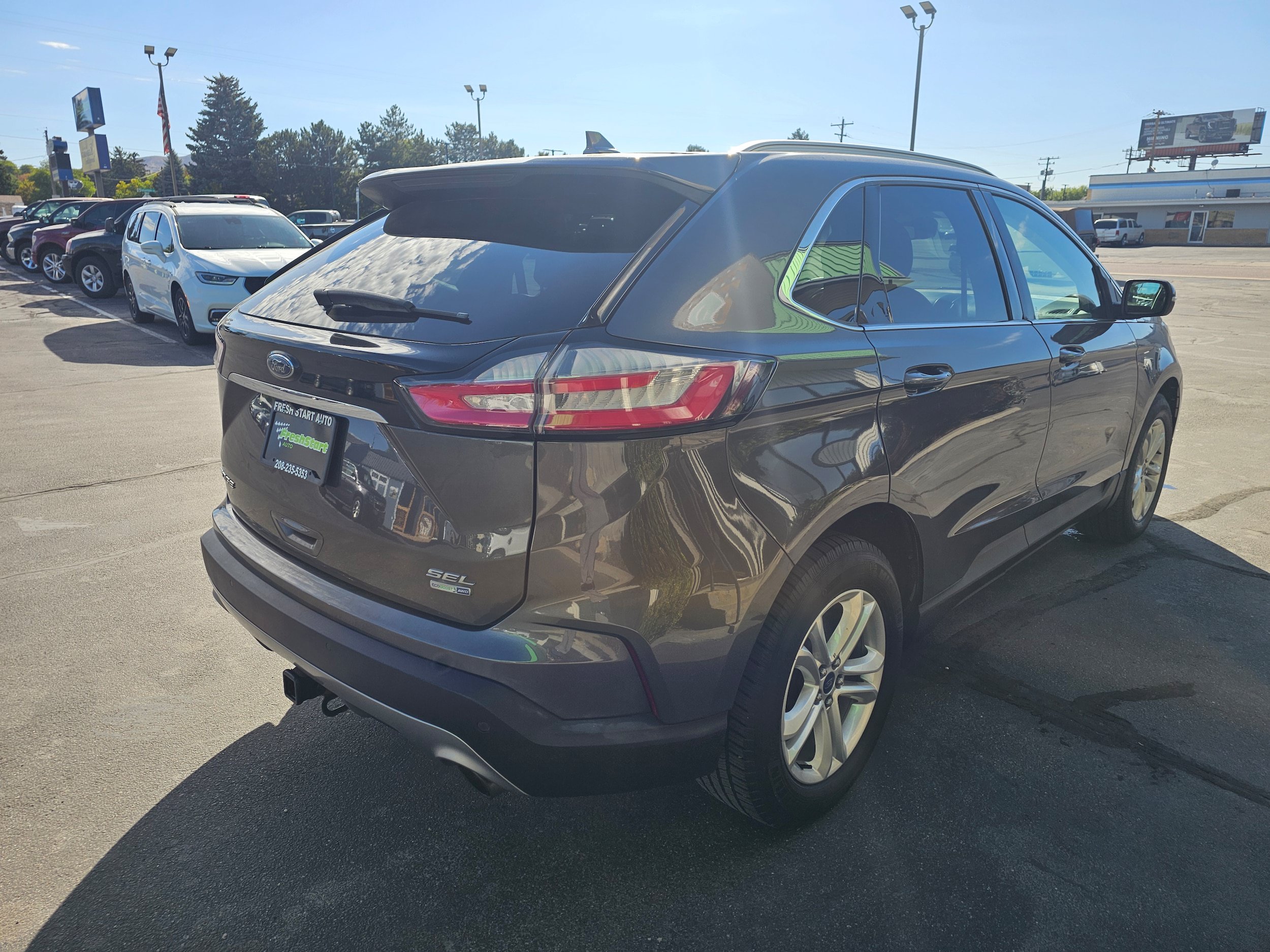 Used 2019 Ford Edge SEL w/ Equipment Group 201A AWD/4WD image 6