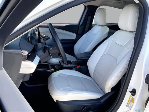 Used 2026 Ford Mustang Mach-E Premium RWD image 7