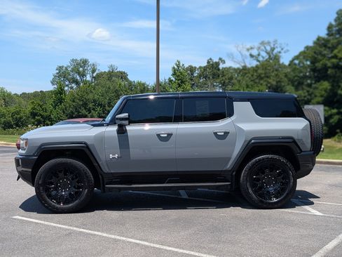 Used 2025 GMC Hummer EV 2X AWD/4WD image 6