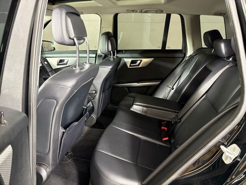 Used 2014 Mercedes-Benz GLK 350 2WD image 17