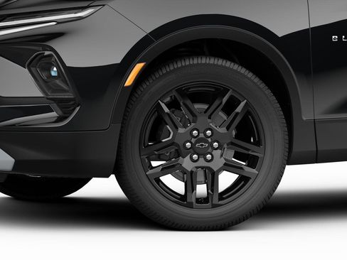 New 2025 Chevrolet Blazer LT image 32