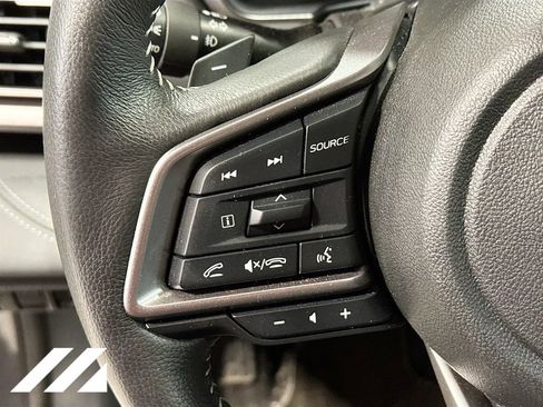 Used 2025 Subaru Outback Limited image 12