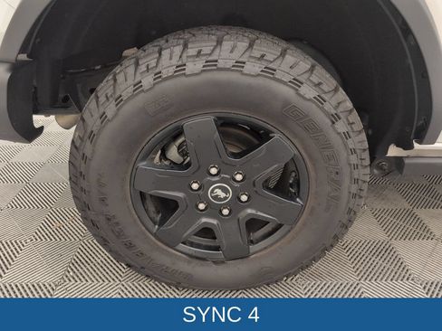 Certified 2025 Ford Bronco Big Bend w/ Black Diamond Package AWD/4WD image 18