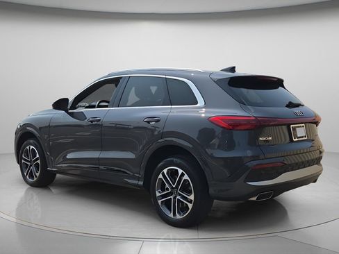 Certified 2025 Audi Q5 Premium w/ Convenience Package AWD/4WD image 6
