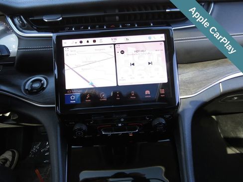 Used 2022 Jeep Grand Cherokee L Limited image 29