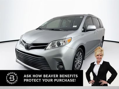 Certified 2019 Toyota Sienna XLE