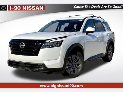 New 2025 Nissan Pathfinder SV w/ Black Appearance Package