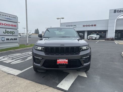 New 2025 Jeep Grand Cherokee Limited image 10