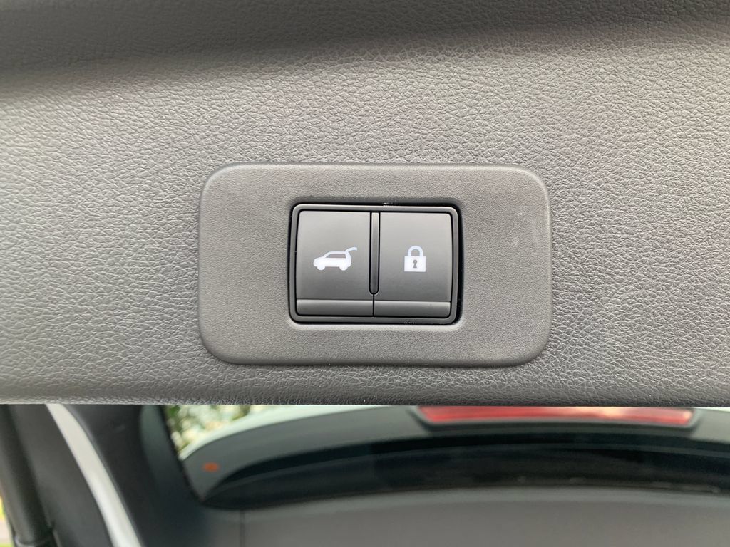 Used 2025 Nissan Murano Platinum w/ Cargo Package AWD/4WD image 8