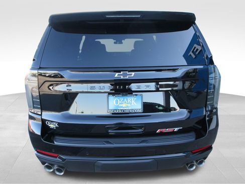 New 2026 Chevrolet Suburban RST w/ Comfort Package AWD/4WD image 5