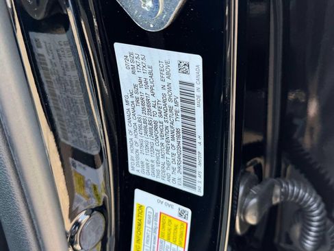Used 2025 Honda CR-V LX image 23