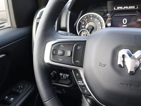 Used 2025 RAM 1500 Big Horn AWD/4WD image 31