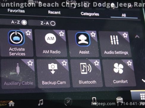 Used 2025 Jeep Grand Cherokee Laredo X image 27