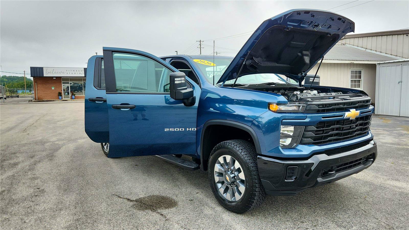 New 2026 Chevrolet Silverado 2500 Custom w/ Custom Value Package AWD/4WD image 5