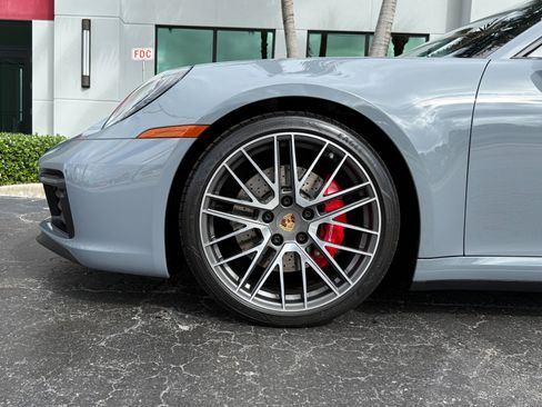 Used 2024 Porsche 911 Carrera 4S image 14
