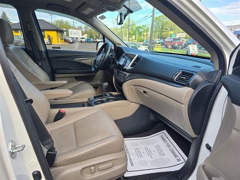 Used 2017 Honda Pilot EX-L image 12
