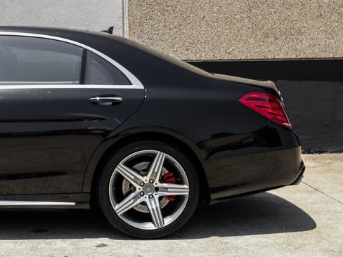 Used 2017 Mercedes-Benz S 63 AMG 4MATIC Sedan w/ Warmth & Comfort Package image 13