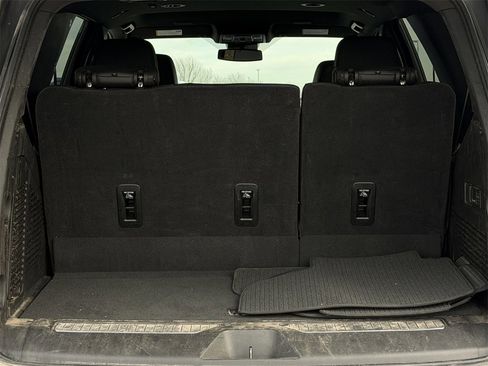 Certified 2025 GMC Yukon Denali image 30